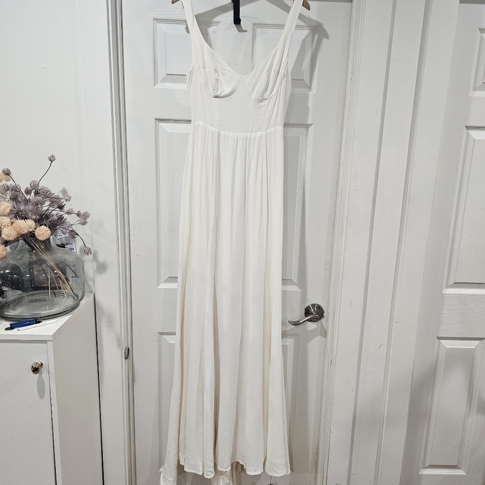 Reformation Lecce Dress - Picture 2 of 5